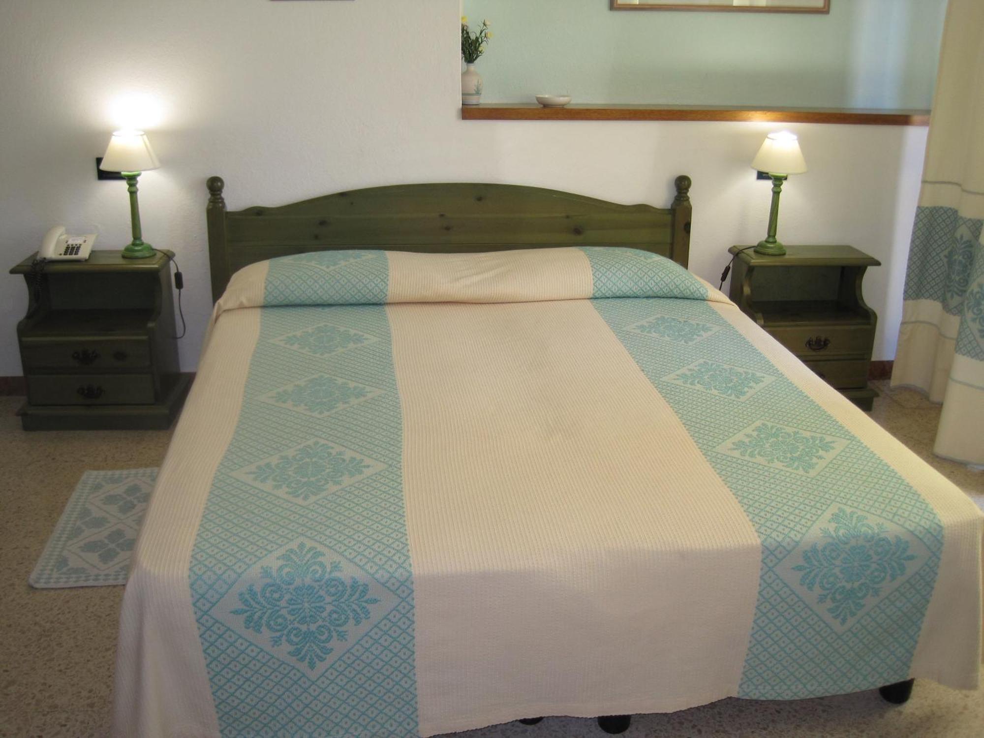 Hotel Moderno Santa Teresa Gallura Phòng bức ảnh
